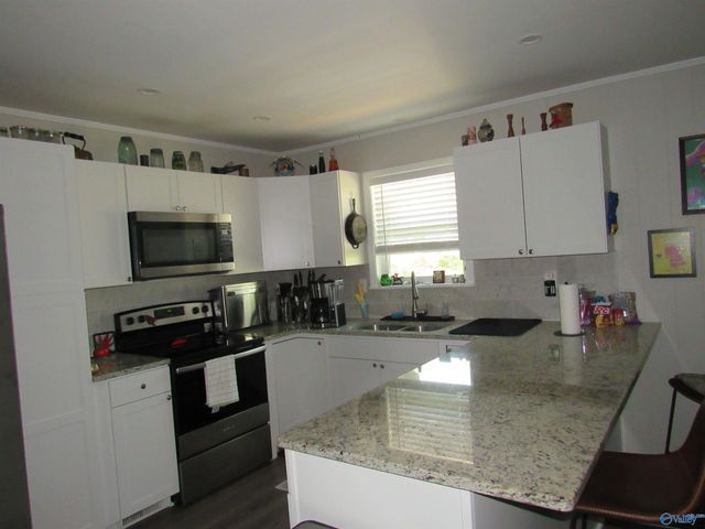 431 South Plymouth Road NW, Huntsville, AL 35811