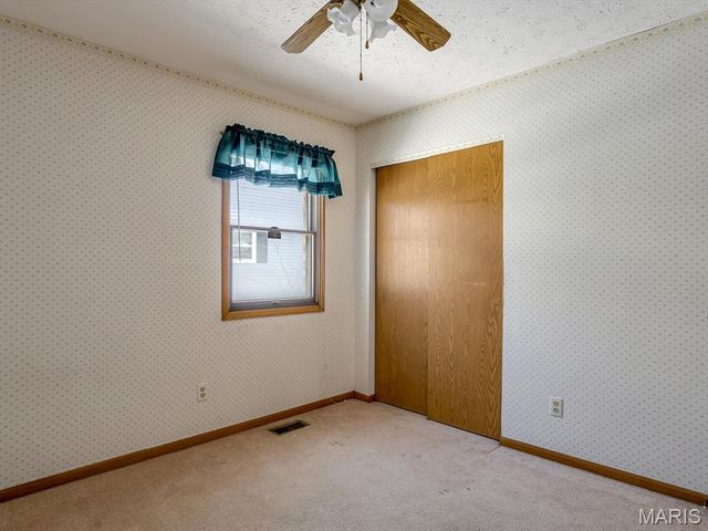 321 Amy Drive, O'fallon, IL 62269