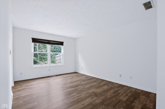 7733 Park North Lake Drive, Indianapolis, IN 46260