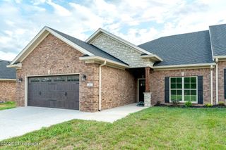 85 Cherokee Dr, Shelbyville, KY 40065