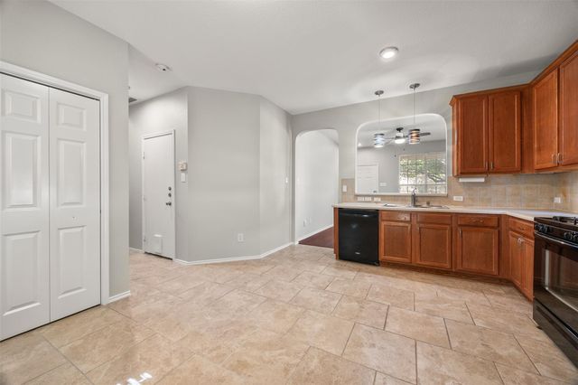 10401 Maydelle DR 249, Austin, TX 78748