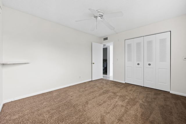 392 Markham R, Deerfield Beach, FL 33442