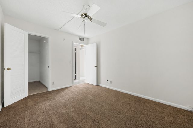 392 Markham R, Deerfield Beach, FL 33442