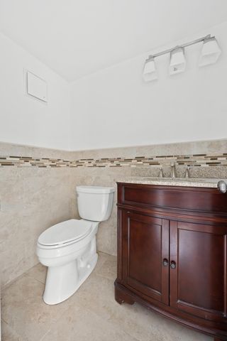 392 Markham R, Deerfield Beach, FL 33442