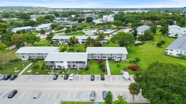 392 Markham R, Deerfield Beach, FL 33442