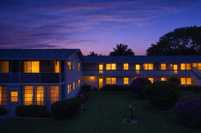 392 Markham R, Deerfield Beach, FL 33442