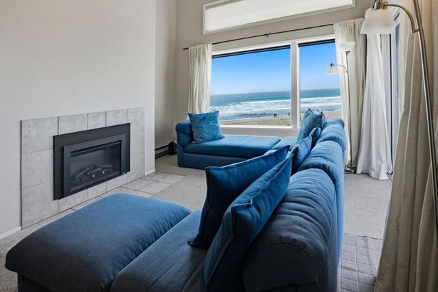 101 Shell Drive 304, Watsonville, CA 95076