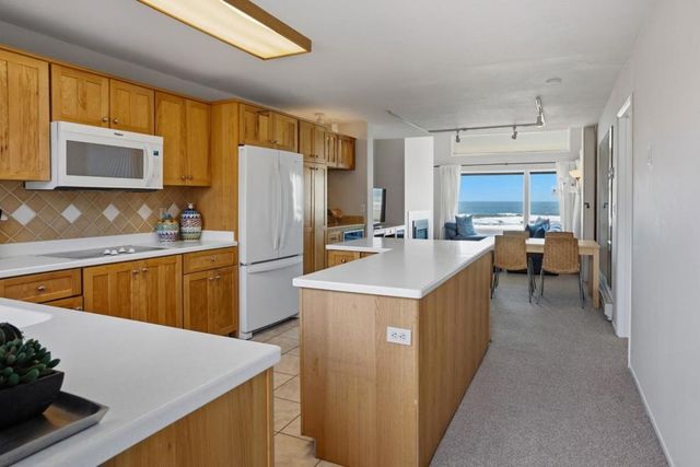 101 Shell Drive 304, Watsonville, CA 95076