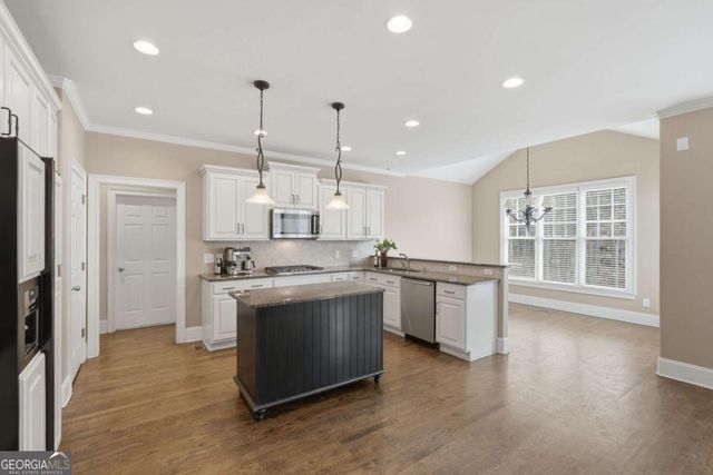 5069 Tarry Glen Drive, Suwanee, GA 30024