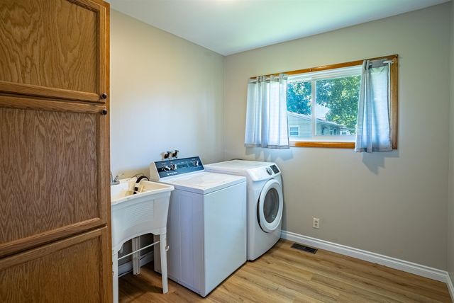 3325 N Vista Rd, Spokane Valley, WA 99212