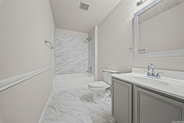 2408 Paddle Creek, San Antonio, TX 78245