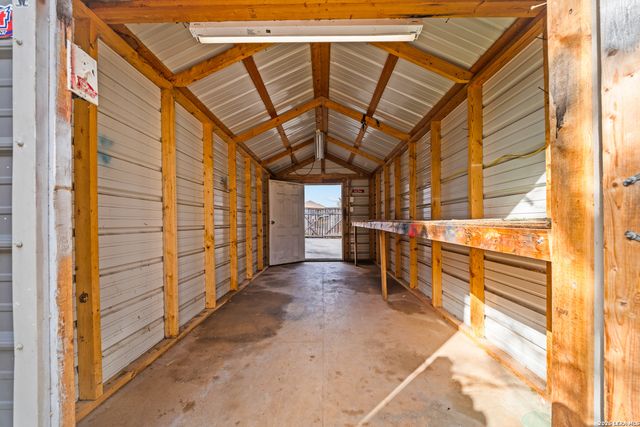 2408 Paddle Creek, San Antonio, TX 78245