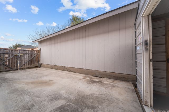 2408 Paddle Creek, San Antonio, TX 78245