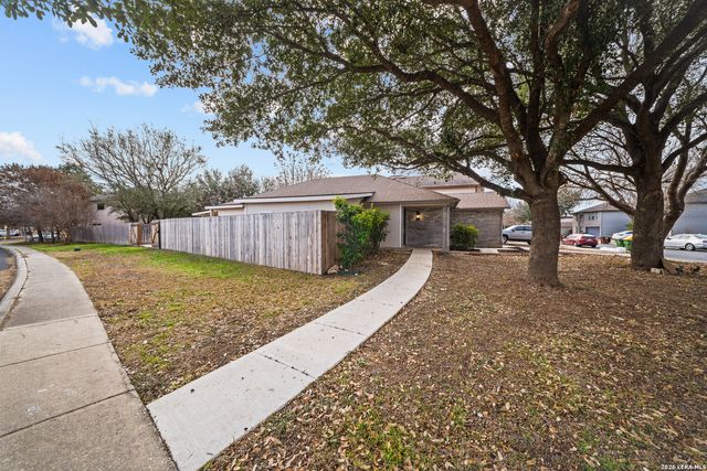 2408 Paddle Creek, San Antonio, TX 78245