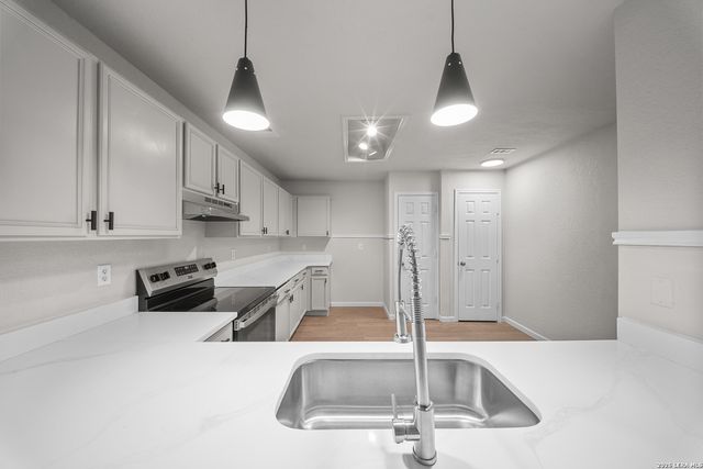 2408 Paddle Creek, San Antonio, TX 78245