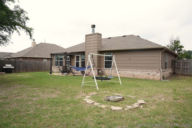 1208 W 117th Court S, Jenks, OK 74037