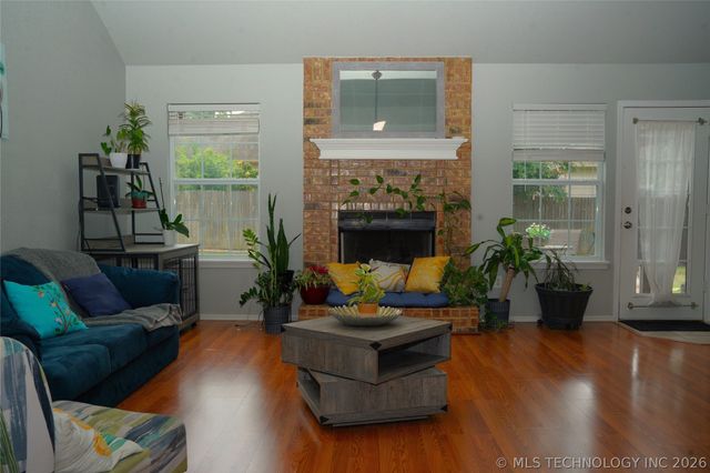 1208 W 117th Court S, Jenks, OK 74037