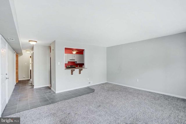 69 BRIDGEWATER DR, Marlton, NJ 08053