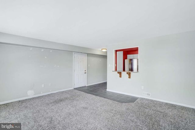 69 BRIDGEWATER DR, Marlton, NJ 08053