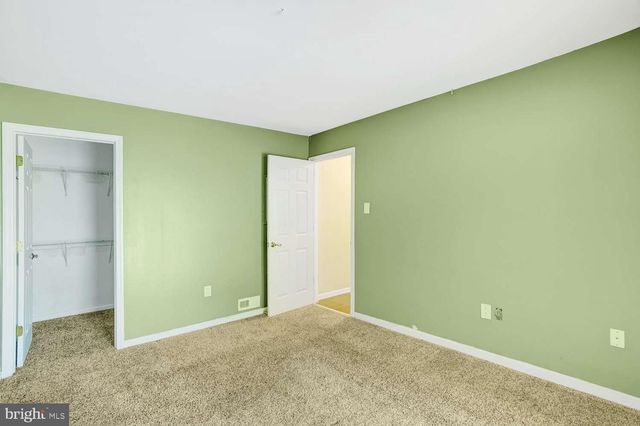 69 BRIDGEWATER DR, Marlton, NJ 08053