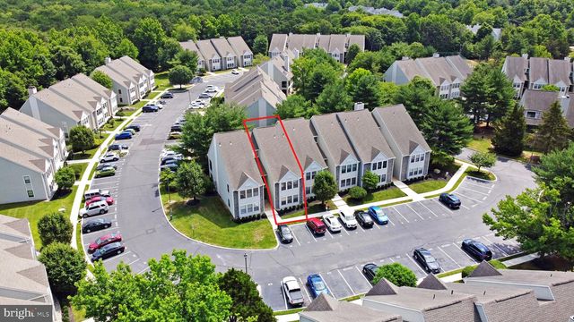 69 BRIDGEWATER DR, Marlton, NJ 08053