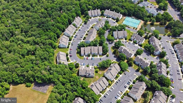 69 BRIDGEWATER DR, Marlton, NJ 08053