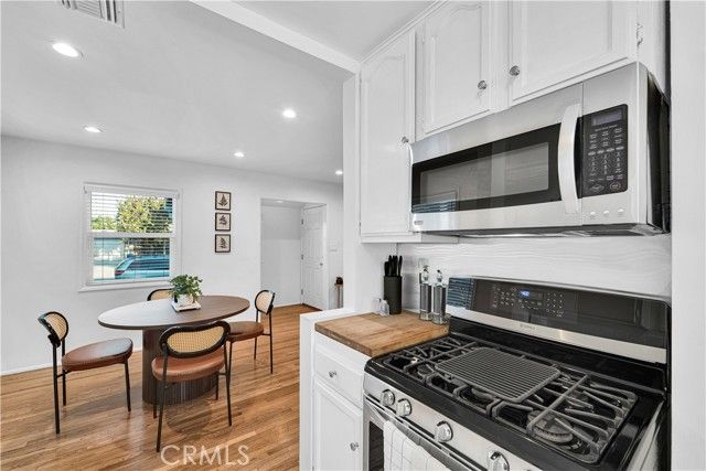 6243 Langdon, Van Nuys (los Angeles), CA 91411