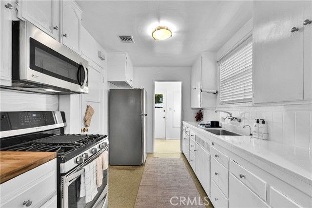 6243 Langdon, Van Nuys (los Angeles), CA 91411