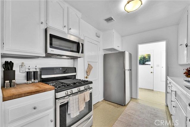 6243 Langdon, Van Nuys (los Angeles), CA 91411