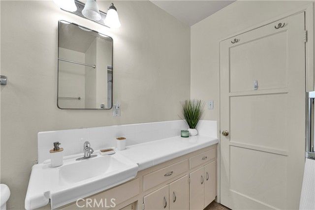 6243 Langdon, Van Nuys (los Angeles), CA 91411