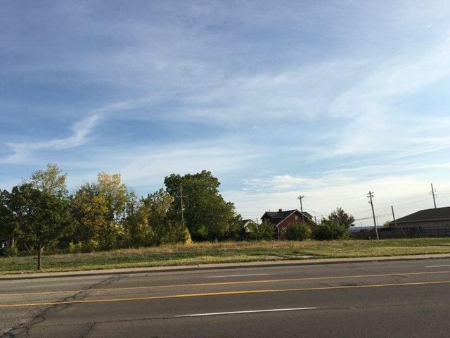 12644 Mack Avenue, Detroit, MI 48215