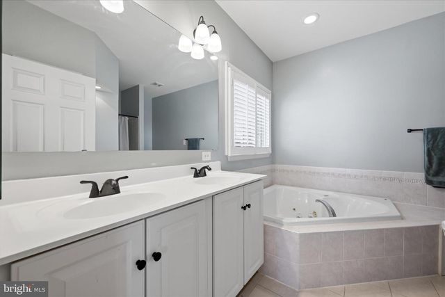 1301 GRAHAM DR, Fredericksburg, VA 22401