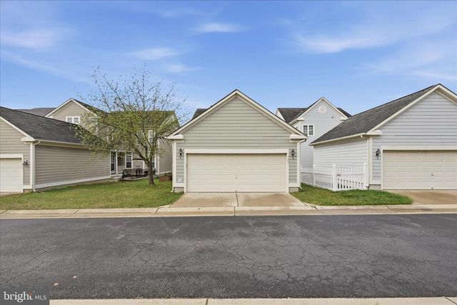 1301 GRAHAM DR, Fredericksburg, VA 22401