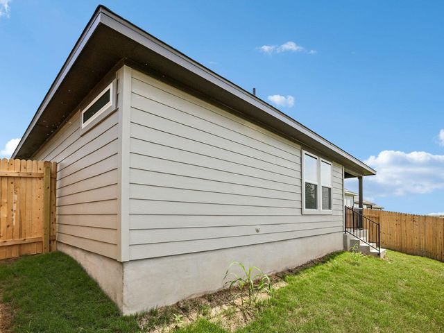 132 Woodbrook DR, Georgetown, TX 78674