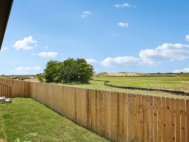 132 Woodbrook DR, Georgetown, TX 78674
