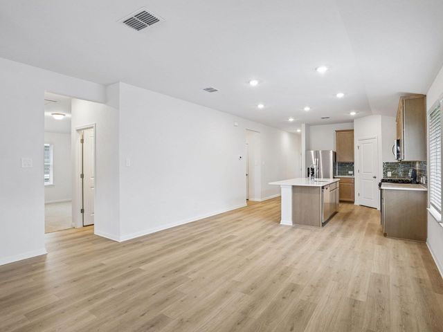 132 Woodbrook DR, Georgetown, TX 78674