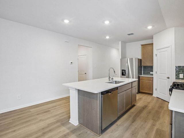132 Woodbrook DR, Georgetown, TX 78674