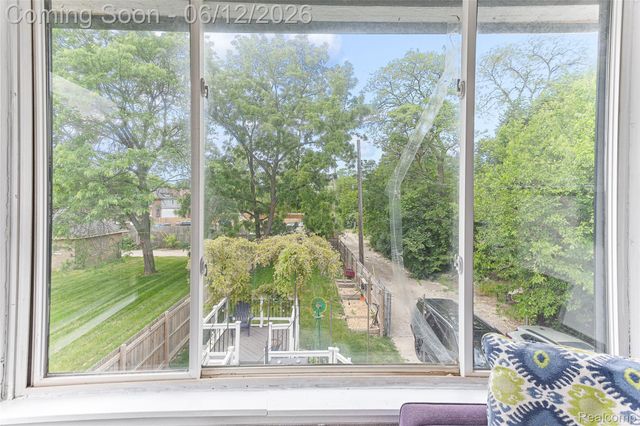 7641 La Salle Boulevard, Detroit, MI 48206