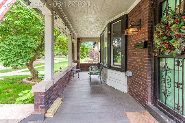 7641 La Salle Boulevard, Detroit, MI 48206