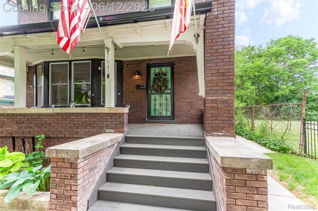 7641 La Salle Boulevard, Detroit, MI 48206