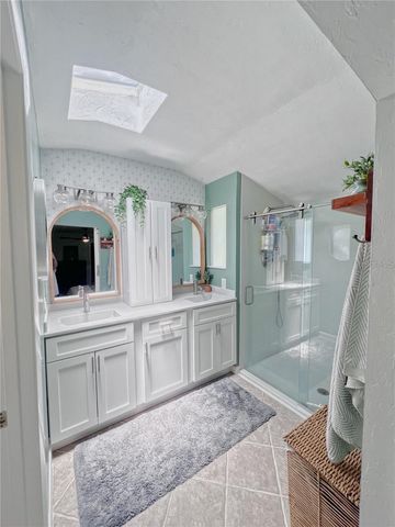 10744 CREEK DRIVE, Alachua, FL 32615