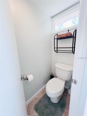 10744 CREEK DRIVE, Alachua, FL 32615