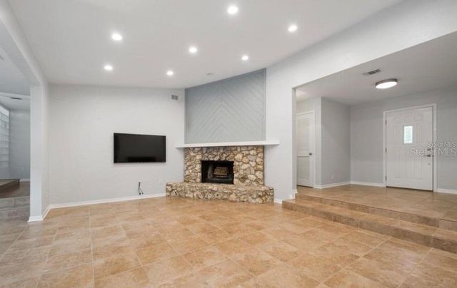 10744 CREEK DRIVE, Alachua, FL 32615
