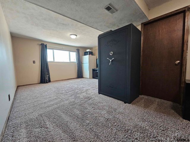 2600 Northwest 52nd Street, Lincoln, NE 68524