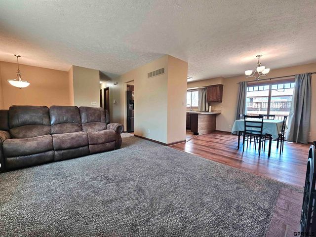 2600 Northwest 52nd Street, Lincoln, NE 68524