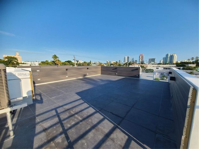 825 Michigan Ave 7, Miami Beach, FL 33139