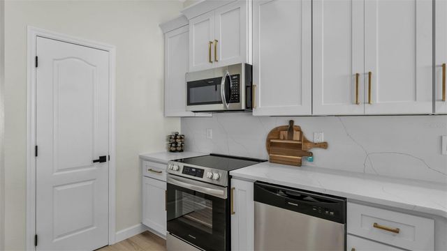 6743 HIGHLANDS CREEK BOULEVARD, Lakeland, FL 33813