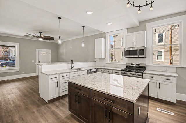 1324 Scott Street, Covington, KY 41011