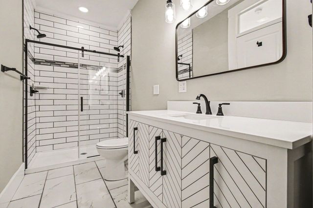 1324 Scott Street, Covington, KY 41011