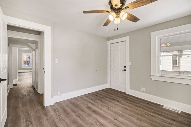 1324 Scott Street, Covington, KY 41011